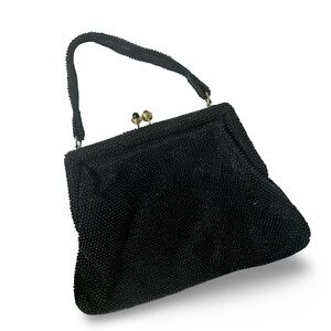 Vintage 1950s Lumured Black Beaded Purse